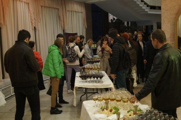 Новини Вінниці - фото з На Вінницькому бізнес-форумі обговорювали, як примусити інтернет працювати на власну справу На Вінницькому бізнес-форумі обговорювали, як примусити інтернет працювати на власну справу, фото №43 на сайті 20minut.ua