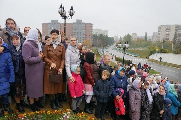 Митрополит Онуфрій освятив собор у Нетішині на сайті vsim.ua Митрополит Онуфрій освятив собор у Нетішині, фото №4 на сайті vsim.ua