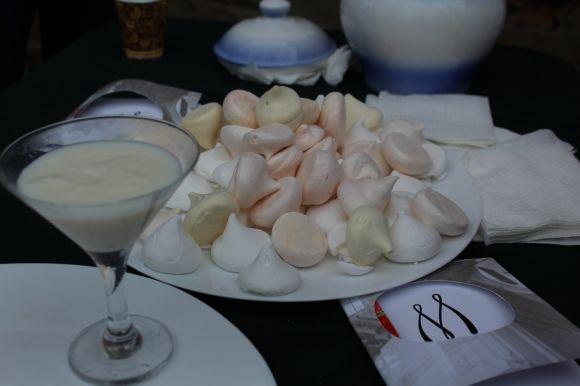 Як на фесті-пікніку «Громадська кухня» ногами чавили 50 кілограм винограду на сайті 20minut.ua Як на фесті-пікніку «Громадська кухня» ногами чавили 50 кілограм винограду, фото №11 на сайті 20minut.ua