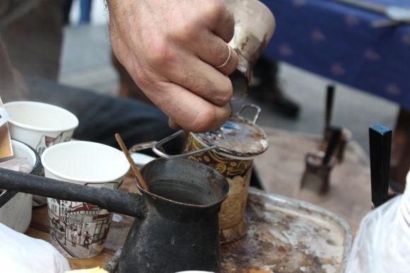 Як на фесті-пікніку «Громадська кухня» ногами чавили 50 кілограм винограду на сайті 20minut.ua Як на фесті-пікніку «Громадська кухня» ногами чавили 50 кілограм винограду, фото №5 на сайті 20minut.ua