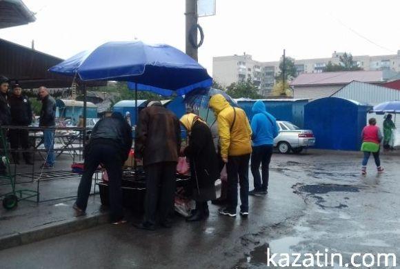 Поліція активно несе службу по розгону бабусь на сайті 20minut.ua Поліція активно несе службу по розгону бабусь, фото №1 на сайті 20minut.ua