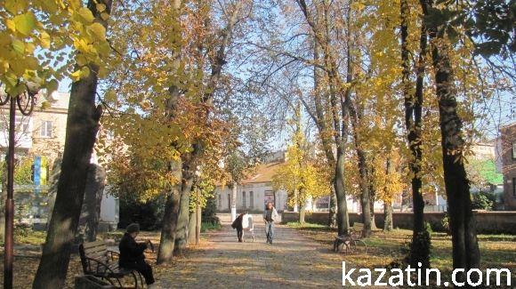 Чарівна осінь ховає негаразди козятинських вулиць, фото №7 на сайті 20minut.ua