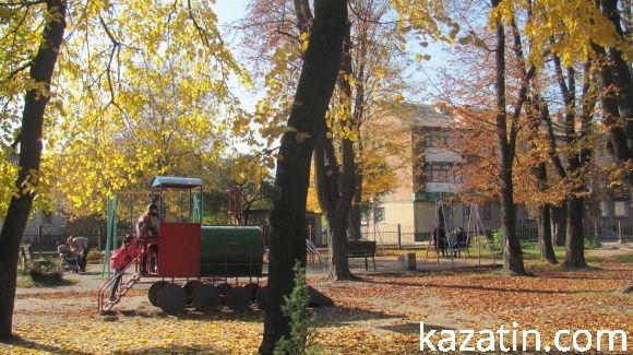 Чарівна осінь ховає негаразди козятинських вулиць, фото №6 на сайті 20minut.ua