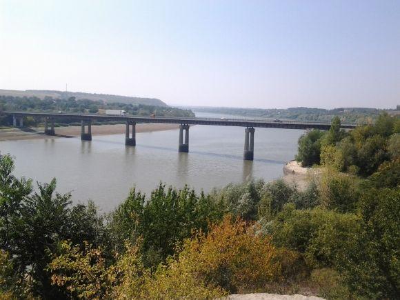 «Незнана Хмельниччина»:  Жванець - мальовнича руїна на кордоні двох областей, фото №1 на сайті vsim.ua