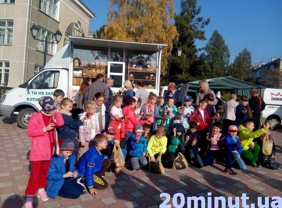 У Кам`янці до Дня автомобіліста та дорожника провели автопробіг, фото №2 на сайті 20minut.ua