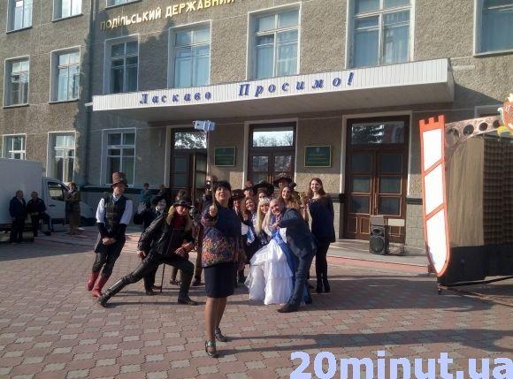 У Кам`янці до Дня автомобіліста та дорожника провели автопробіг, фото №4 на сайті 20minut.ua