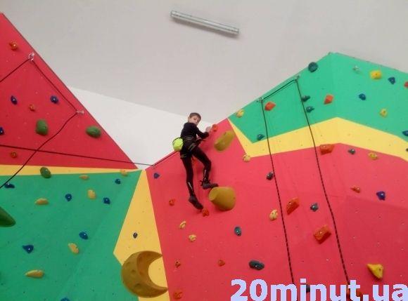 У Кам`янці відкрили сучасний скеледром, фото №1 на сайті 20minut.ua