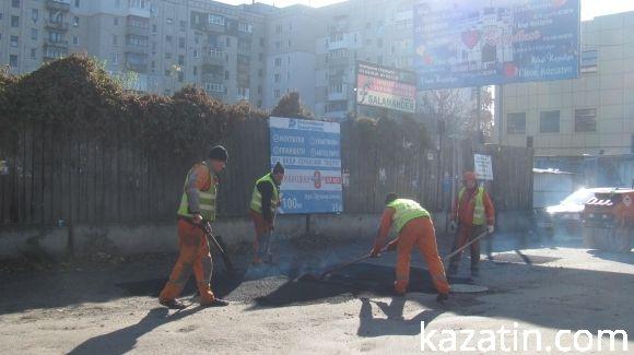 Вулицю Грушевського латають абияк на сайті 20minut.ua Вулицю Грушевського латають абияк, фото №6 на сайті 20minut.ua