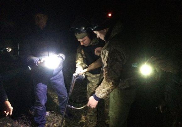 39-річний чоловік, погрожуючи рушницею, тримав у страху все село на Теофіпольщині на сайті vsim.ua 39-річний чоловік, погрожуючи рушницею, тримав у страху все село на Теофіпольщині, фото №2 на сайті vsim.ua