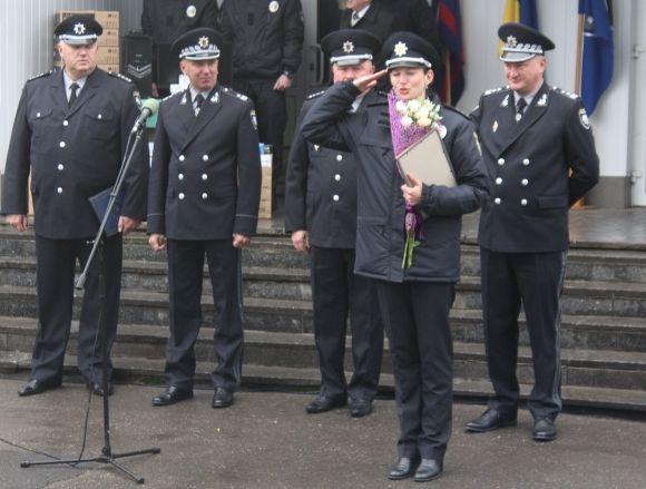 «Не для того, щоб кашу возити»: Сергій Князєв передав училищу поліції охорони позашляховик на сайті 20minut.ua «Не для того, щоб кашу возити»: Сергій Князєв передав училищу поліції охорони позашляховик, фото №12 на сайті 20minut.ua