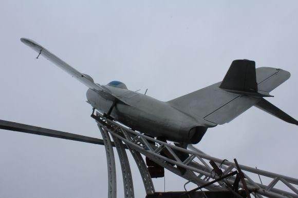 Інженери розкритикували конструкцію «МІГ-15» на Космонавтів. Кажуть, що може впасти на сайті 20minut.ua Інженери розкритикували конструкцію «МІГ-15» на Космонавтів. Кажуть, що може впасти, фото №11 на сайті 20minut.ua