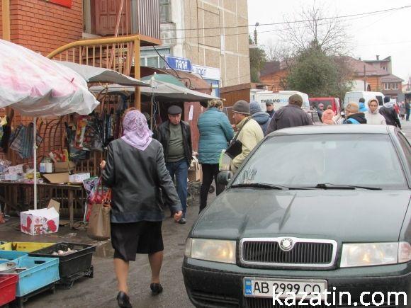 Базарне життя навколо "Хлібодару" відновлюється на сайті 20minut.ua Базарне життя навколо "Хлібодару" відновлюється, фото №2 на сайті 20minut.ua