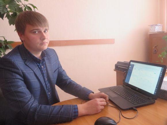 Новини Хмельницького - фото з Оцінки перейшли в онлайн. У хмельницьких школах запрацював електронний журнал Оцінки перейшли в онлайн. У хмельницьких школах запрацював електронний журнал, фото №2 на сайті vsim.ua