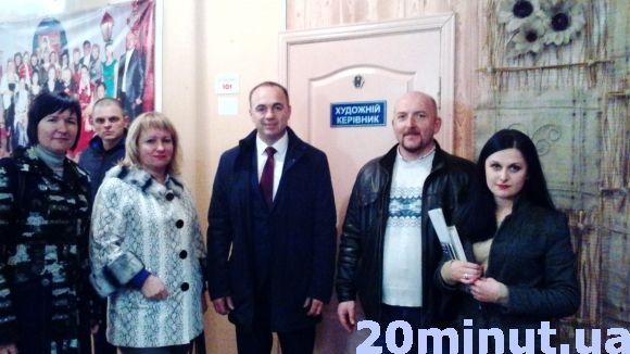 Спостерігачів вночі посилали за коректором. Як пройшли вибори в Гнівані на сайті 20minut.ua Спостерігачів вночі посилали за коректором. Як пройшли вибори в Гнівані, фото №4 на сайті 20minut.ua