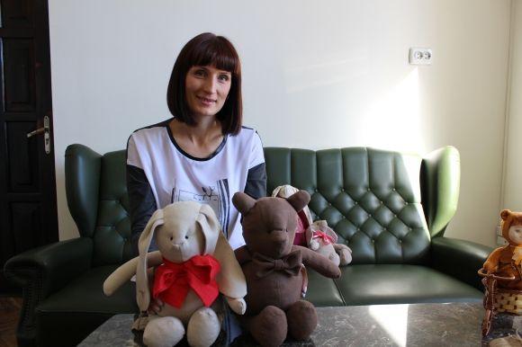 Новини Тернополя - фото з Тернополянка звільнилася з роботи головного бухгалтера і почала робити дивовижні ляльки Тернополянка звільнилася з роботи головного бухгалтера і почала робити дивовижні ляльки, фото №1 на сайті 20minut.ua