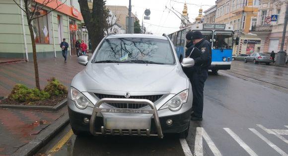 Копи штрафують за зайняте парко-місце для людей з інвалідністю. Але у новому законі є прогалини, фото №2 на сайті 20minut.ua