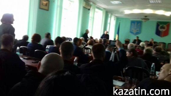 Сесія міськради "по диму": одні розмови протягом півтори години... на сайті 20minut.ua Сесія міськради "по диму": одні розмови протягом півтори години..., фото №4 на сайті 20minut.ua