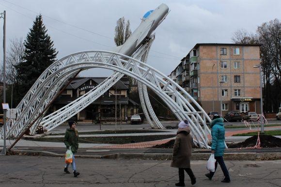 Постамент для МіГу: архітектори схвалюють, у соцмережах критикують, фото №3 на сайті 20minut.ua