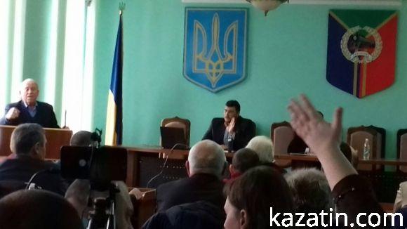 Сесія міськради "по диму": одні розмови протягом півтори години... на сайті 20minut.ua Сесія міськради "по диму": одні розмови протягом півтори години..., фото №1 на сайті 20minut.ua