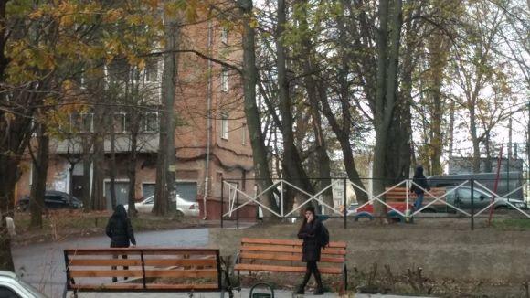 Новини Хмельницького - фото з Фото дня: двір на проспекті Миру "підмарафетили" за 1,2 мільйона гривень