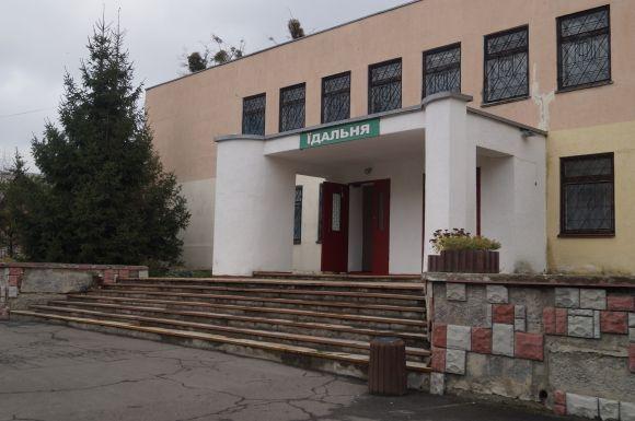 Рейд по вінницьким їдальням: Як виглядає і чим годують у їдальні педуніверситету, фото №1 на сайті 20minut.ua