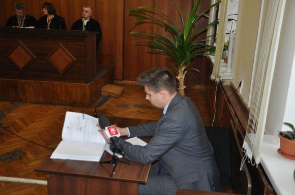 Житомирському блогеру, якого підозрюють у державній зраді, продовжили термін тримання під вартою на сайті 20minut.ua Житомирському блогеру, якого підозрюють у державній зраді, продовжили термін тримання під вартою, фото №1 на сайті 20minut.ua