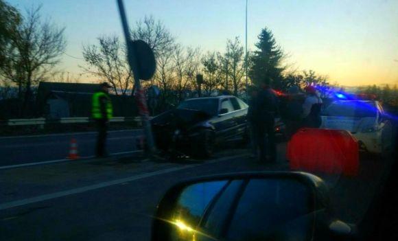 Чергова ДТП на мосту у Стрижавці. BMW протаранив електроопору, фото №4 на сайті 20minut.ua