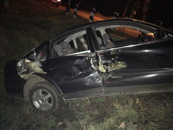 На Вінниччині «Volkswagen» врізався в поїзд. Постраждала дівчина, фото №2 на сайті 20minut.ua