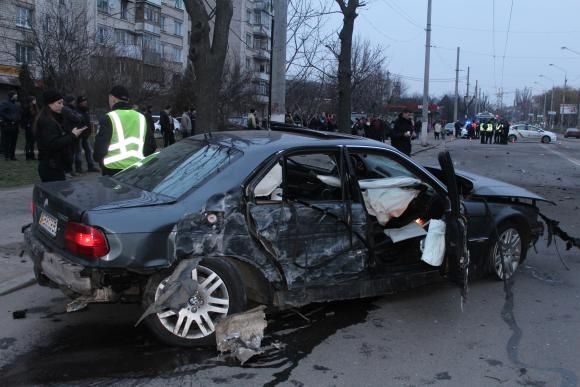Не подивився у бік, звідки летів «BMW»? Як розслідували резонансні ДТП у Вінниці на сайті 20minut.ua Не подивився у бік, звідки летів «BMW»? Як розслідували резонансні ДТП у Вінниці, фото №2 на сайті 20minut.ua