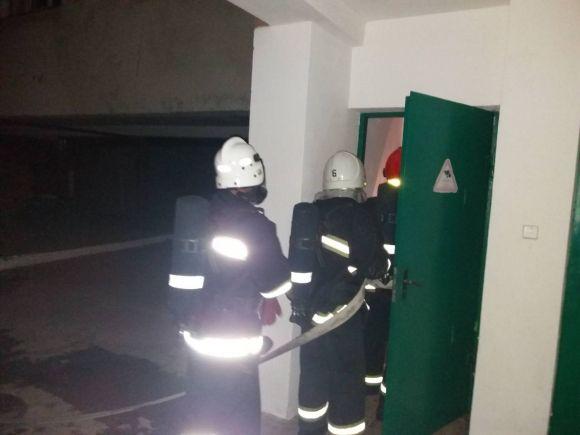 У Кам'янці загорівся гуртожиток. Врятували 150 студентів на сайті vsim.ua У Кам'янці загорівся гуртожиток. Врятували 150 студентів, фото №2 на сайті vsim.ua