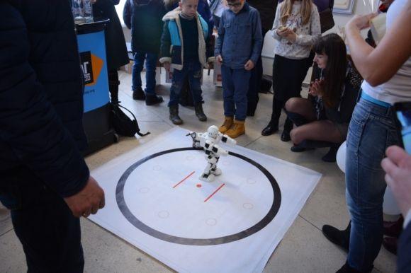 У Житомирі відбувся перший фестиваль науки і техніки  SpaceTechFest, фото №1 на сайті 20minut.ua