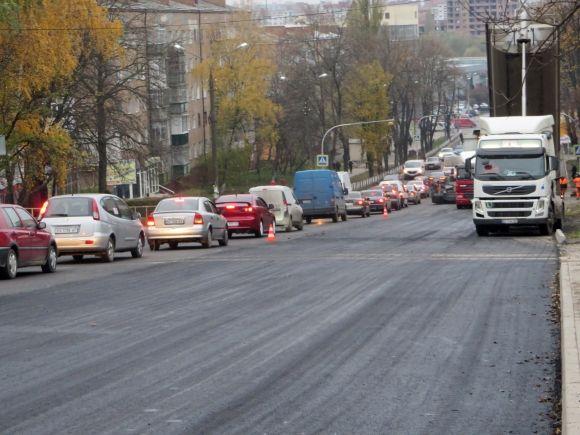 Новини Хмельницького - фото з Капремонт на Свободи: з'явилися острівець безпеки і бруківка для пішоходів Капремонт на Свободи: з'явилися острівець безпеки і бруківка для пішоходів, фото №2 на сайті vsim.ua