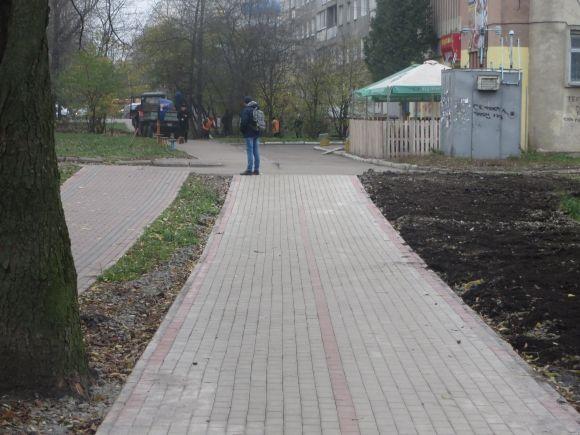 На новій велодоріжці у парку Чекмана вже катаються хмельничани (ФОТО) на сайті vsim.ua На новій велодоріжці у парку Чекмана вже катаються хмельничани (ФОТО), фото №2 на сайті vsim.ua