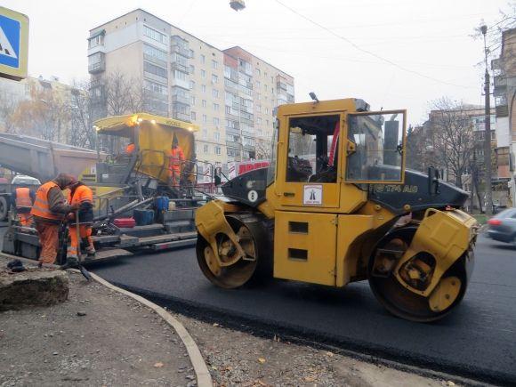 Новини Хмельницького - фото з Капремонт на Свободи: з'явилися острівець безпеки і бруківка для пішоходів Капремонт на Свободи: з'явилися острівець безпеки і бруківка для пішоходів, фото №5 на сайті vsim.ua