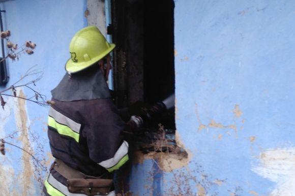 В Ярмолинцях безхатьки спалили будинок, фото №1 на сайті vsim.ua