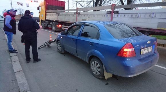 На Коріатовичів Chevrolet збив велосипедиста. Хлопець у лікарні, фото №2 на сайті 20minut.ua