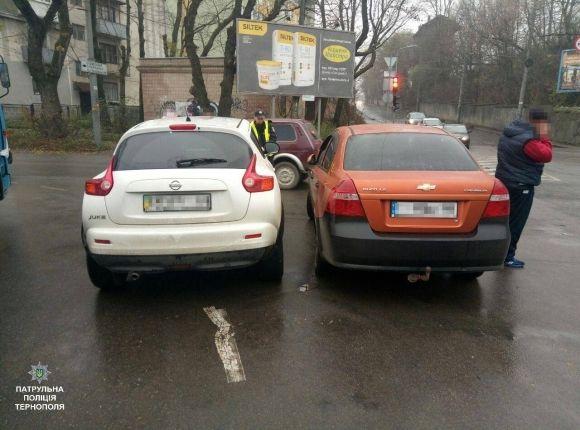 На Збаразькій затори через ДТП, фото №1 на сайті 20minut.ua