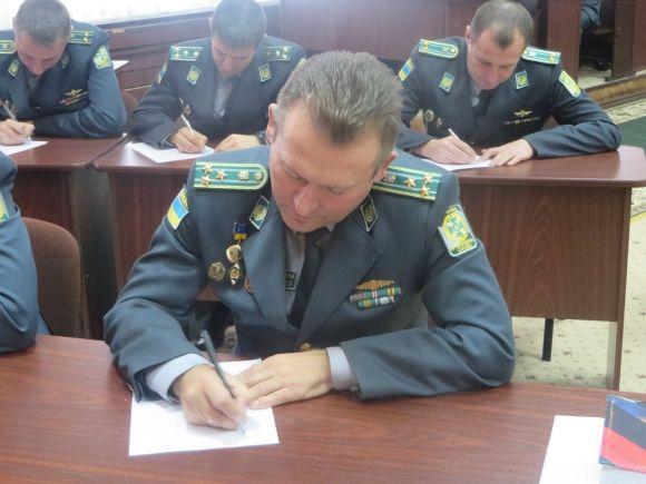 Хмельницькі прикордонники написали диктант національної єдності, фото №3 на сайті vsim.ua