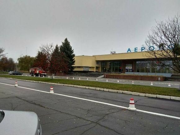 Вінниця не єдина. По всій країні зараз невідомі узялися «мінувати» аеропорти? на сайті 20minut.ua Вінниця не єдина. По всій країні зараз невідомі узялися «мінувати» аеропорти?, фото №4 на сайті 20minut.ua