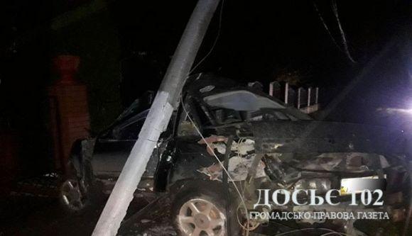 У лікарні помер водій, який на "Форді" врізався в електроопору, фото №1 на сайті 20minut.ua