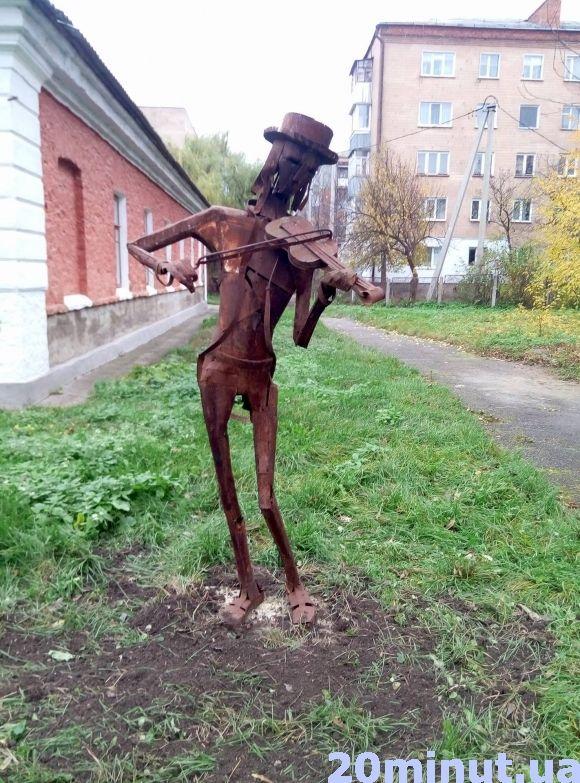 Незвичайні скульптури Кам’янця-Подільського, фото №2 на сайті 20minut.ua