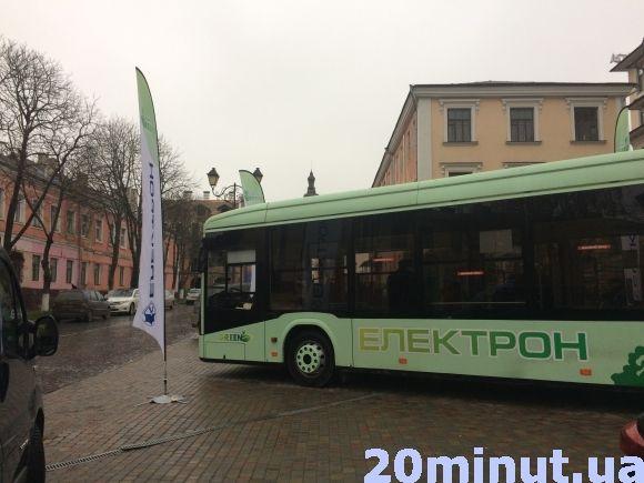 У Кам’янці на бізнес-форумі презентували електробус, фото №3 на сайті 20minut.ua