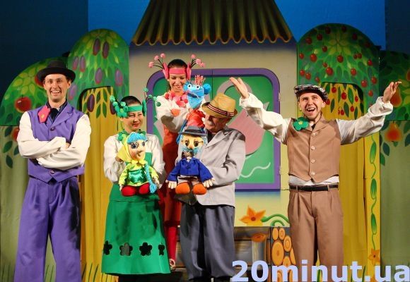 Новини Хмельницького - фото з Ковзанка і парки розваг: чим зайняти дитину у вихідні 11 і 12 листопада Ковзанка і парки розваг: чим зайняти дитину у вихідні 11 і 12 листопада, фото №4 на сайті vsim.ua