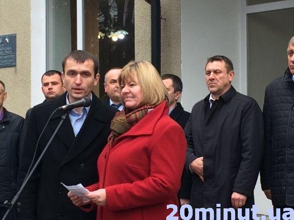Перша в Україні мобільна поліцейська станція  - на Кам’янеччині на сайті 20minut.ua Перша в Україні мобільна поліцейська станція  - на Кам’янеччині, фото №2 на сайті 20minut.ua