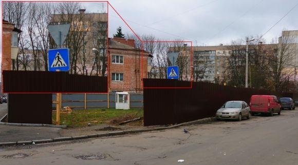 Познімали дорожні знаки на Пирогова і сховали від водіїв. Бо будують торговельний центр на сайті 20minut.ua Познімали дорожні знаки на Пирогова і сховали від водіїв. Бо будують торговельний центр, фото №2 на сайті 20minut.ua