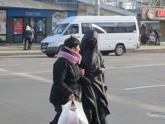 Для чого "смерть з косою" випустили на дорогу і чи дієві подібні рейди у Хмельницькому, фото №3 на сайті vsim.ua