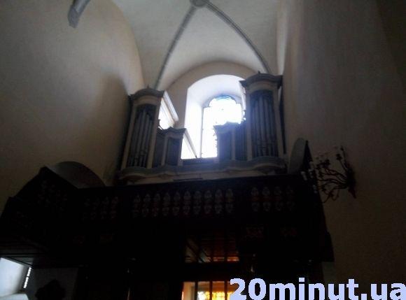 Храми Кам’янця, які слід відвідати. Петропавлівський костел, фото №3 на сайті 20minut.ua