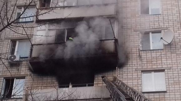 Вибух гранати на 600-річчя: Чотири машини гасили квартиру. Загинув хлопець на сайті 20minut.ua Вибух гранати на 600-річчя: Чотири машини гасили квартиру. Загинув хлопець, фото №2 на сайті 20minut.ua