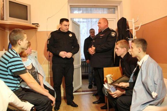 Поліція подякувала хлопцям, які затримали злодіїв, фото №1 на сайті 20minut.ua