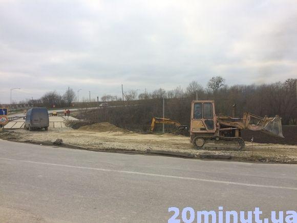 Міст через Мукшу під Кам’янцем продовжують ремонтувати (ФОТО) на сайті 20minut.ua Міст через Мукшу під Кам’янцем продовжують ремонтувати (ФОТО), фото №4 на сайті 20minut.ua